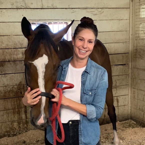 Meet your Posher, Amy - Picture 1 of 1